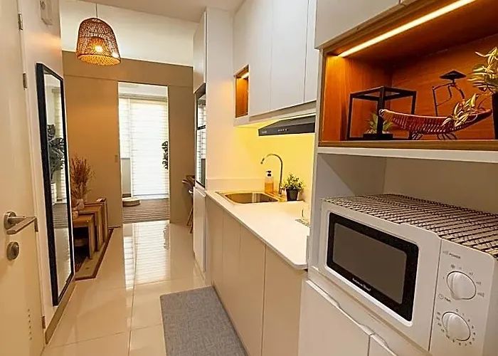 Hotel Natural Haven At South Manila